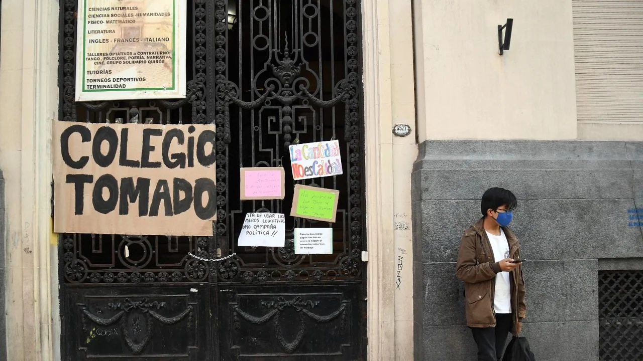 Toma de colegios en CABA: las causas del conflicto 