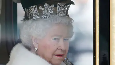 La reina Isabel II murió de "edad avanzada", según su certificado de defunción La reina Isabel II murió de "edad avanzada", según su certificado de defunción