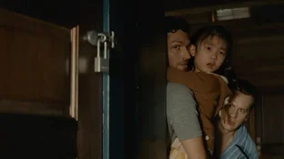 Una pareja gay vive una pesadilla en Llaman a la puerta, la nueva película de terror de Shyamalan | El Destape Una pareja gay vive una pesadilla en Llaman a la puerta, la nueva película de terror de Shyamalan | El Destape