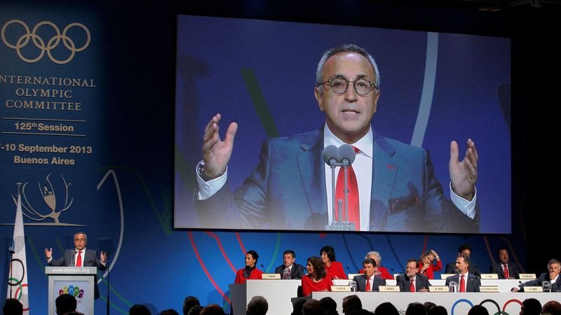 El presidente del COE dice que el escándalo del beso que dio Rubiales es un "hecho aislado"