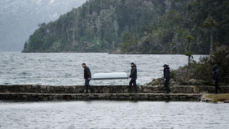 Misterio en el Nahuel Huapi. 