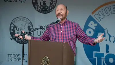 Gildo Insfrán advirtió sobre Javier Milei: "Sus medidas no se pueden hacer en un sistema democrático" Gildo Insfrán advirtió sobre Javier Milei: "Sus medidas no se pueden hacer en un sistema democrático"