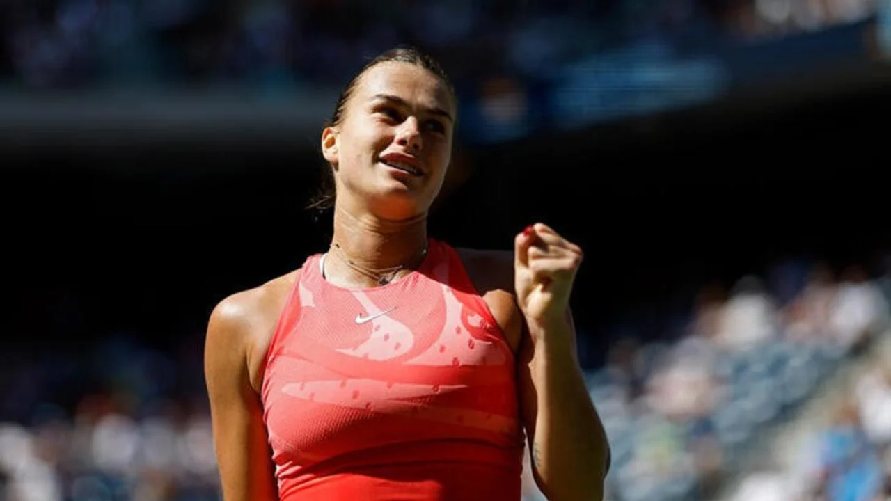 Sabalenka aplasta a la francesa Burel y alcanza la cuarta ronda del Abierto de EEUU