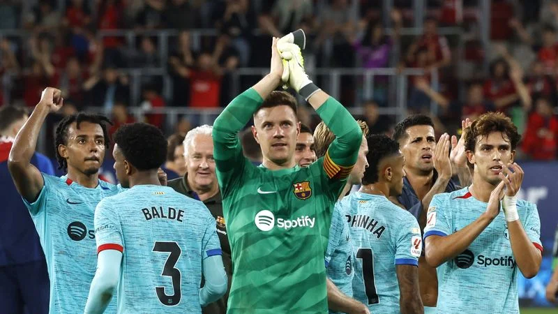 El Barça encadena tres victorias consecutivas con un gol 'in extremis' frente a Osasuna