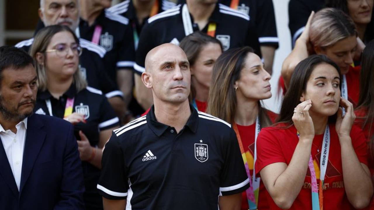 Selección española masculina condena a Rubiales dos semanas después del beso