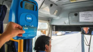 Oficial: suben el colectivo a $270 y acumula un 540% de aumento en la era Milei