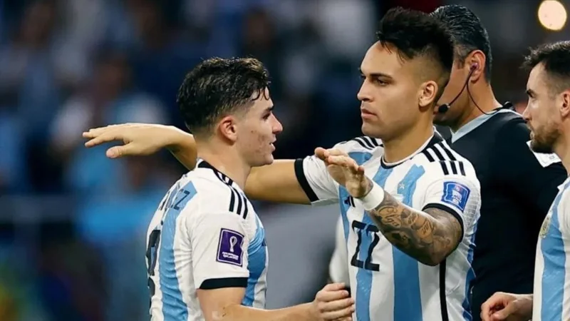 Lautaro Martínez, Julián Álvarez, Lionel Scaloni, Selección Argentina, deportes