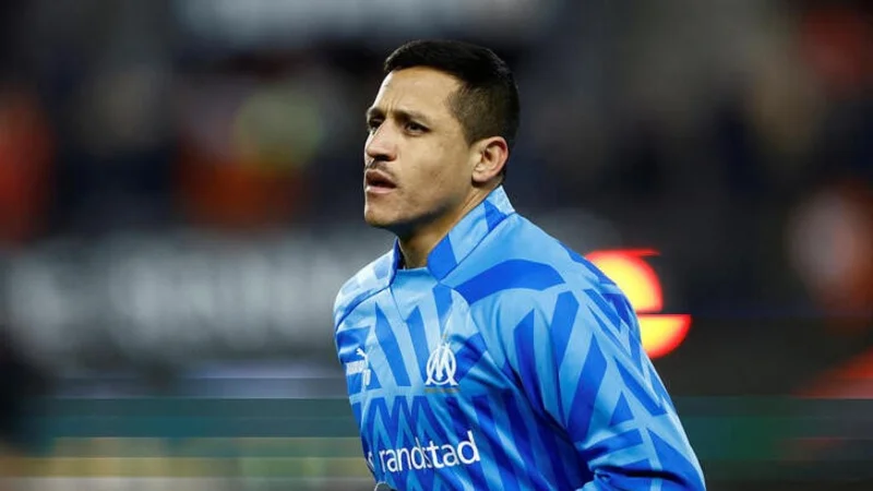 El delantero chileno Alexis Sánchez no viaja a Uruguay y se perderá duelo por eliminatorias: prensa
