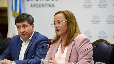 Cecilia Moreau: "Las mejores leyes sociales se construyen desde afuera hacia adentro" Cecilia Moreau: "Las mejores leyes sociales se construyen desde afuera hacia adentro"
