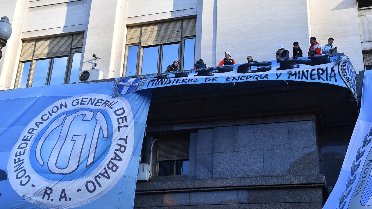 La CGT consideró irresponsables las declaraciones de Javier Milei: "Terrorismo electoral"
