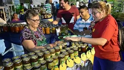 Llega la Fiesta Nacional del Pomelo: cómo será el evento y qué artistas participarán Llega la Fiesta Nacional del Pomelo: cómo será el evento y qué artistas participarán