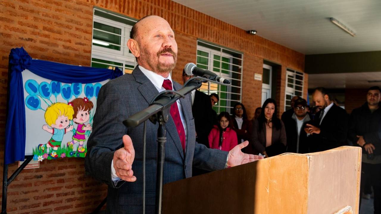 Insfrán inauguró cuatro jardines y apoyó las nuevas medidas económicas del gobierno nacional 