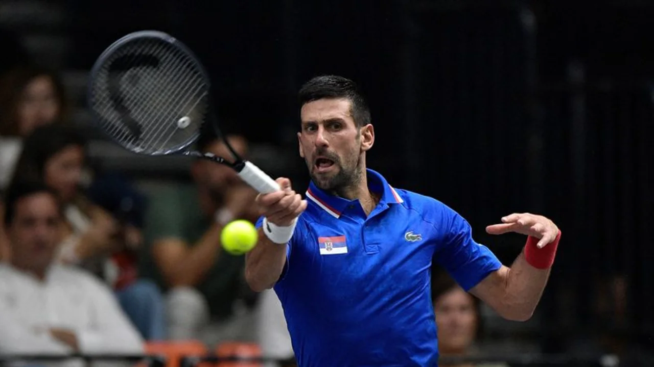 Djokovic mete a Serbia en cuartos de final de la Copa Davis, España queda eliminada