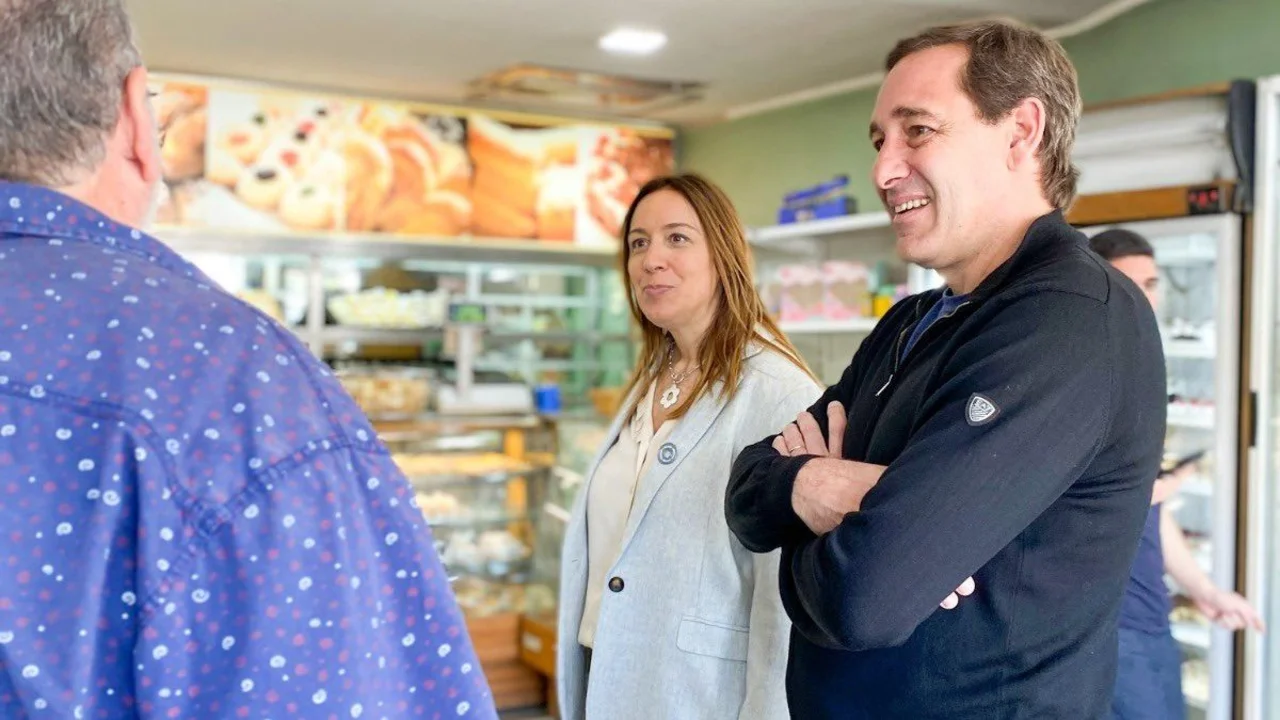 Elecciones 2023: Vidal recorrió La Plata junto a Garro y aseguró que "Juntos por el Cambio da peleas con propuestas concretas"