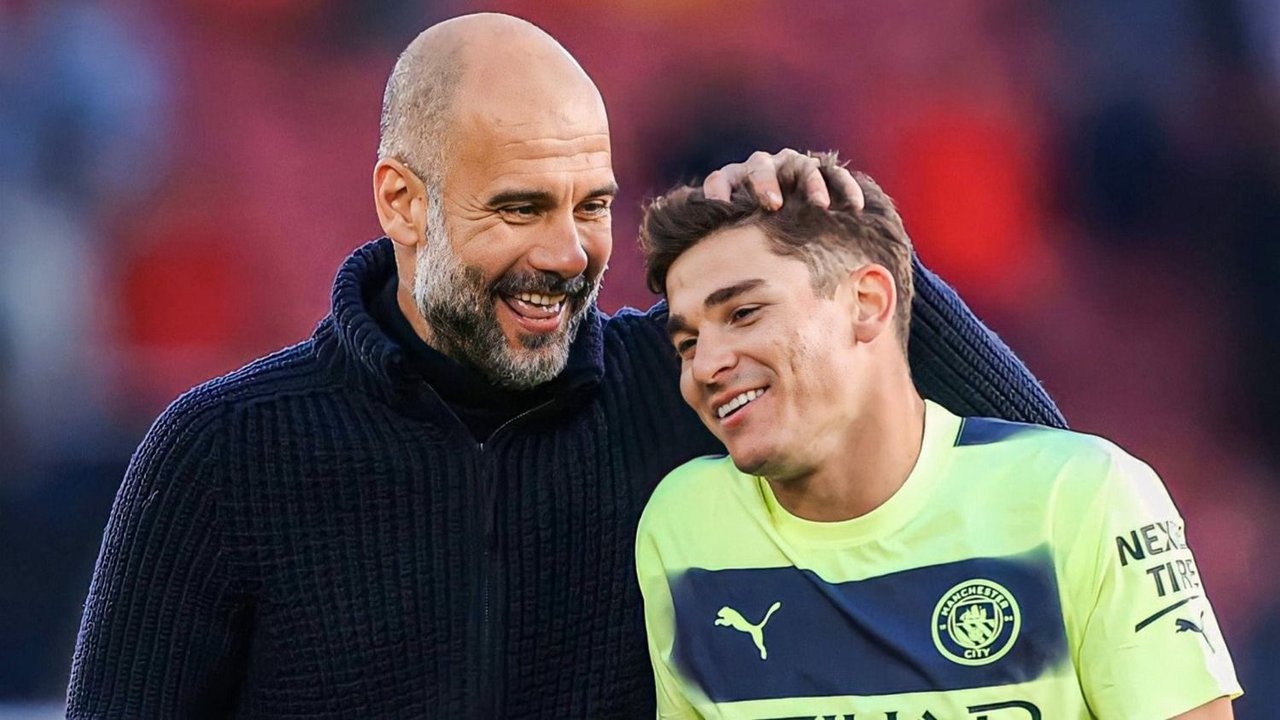Pep Guardiola, Julián Álvarez, Manchester City, Premier League, deportes