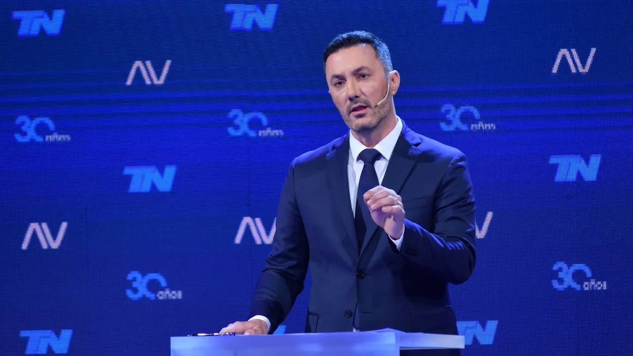 Petri le disputó a Villarruel el discurso sobre seguridad y la trató de "ñoqui" 