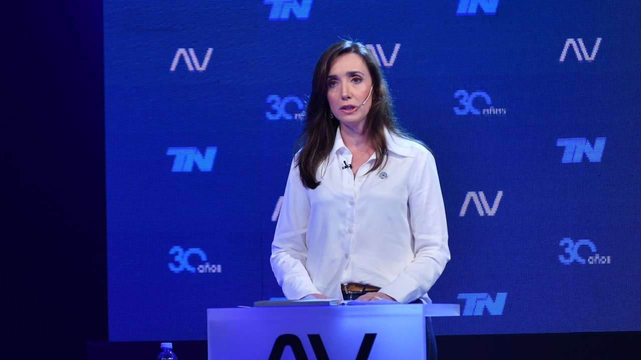Elecciones 2023: Victoria Villarruel esquivó definiciones incómodas y defendió la batalla cultural de la derecha