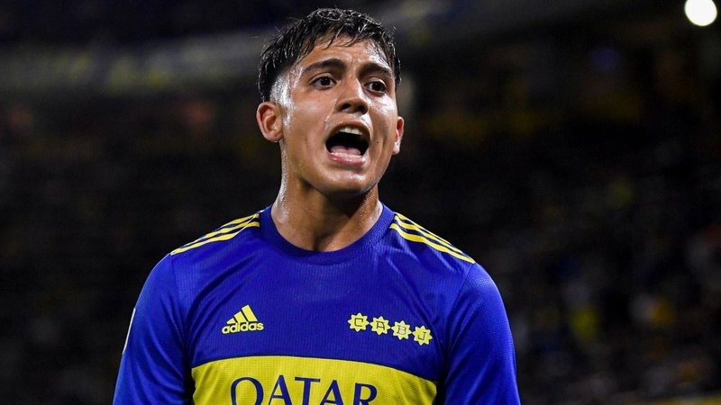 Changuito Zeballos, Huguito Flores, música, Boca, deportes