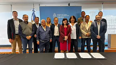 Paritarias 2023: gremios ferroviarios acordaron un aumento trimestral del 36,88% hasta octubre Paritarias 2023: gremios ferroviarios acordaron un aumento trimestral del 36,88% hasta octubre