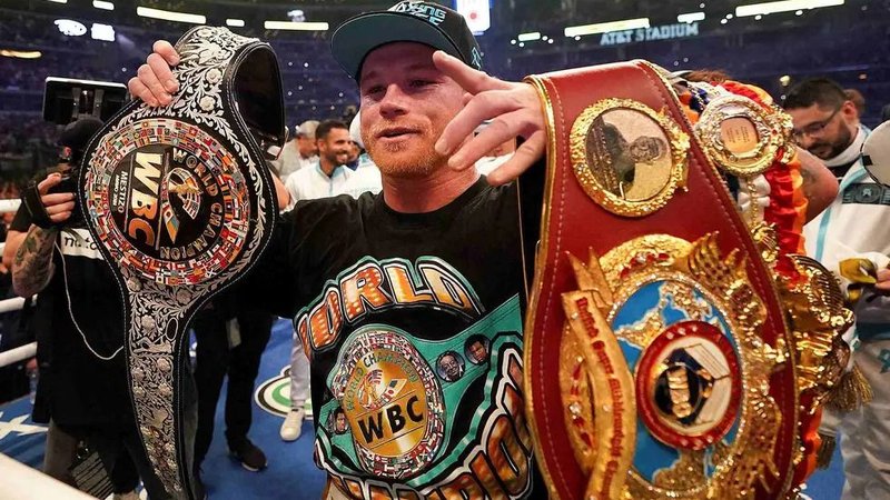 Canelo Alvarez Cinturones
