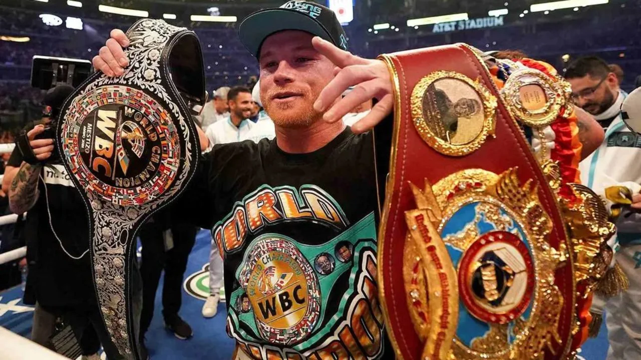 Canelo Alvarez Cinturones