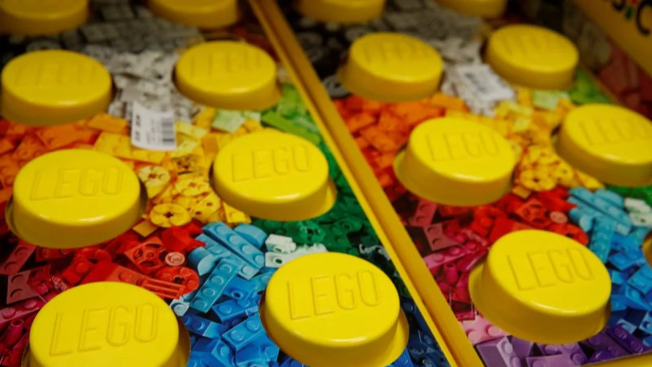 Lego abandona sus esfuerzos por producir bloques sin petróleo: FT