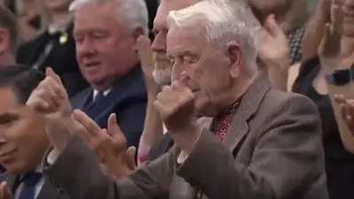 Canadá ovacionó a un veterano nazi de las SS, en plena visita de Zelensky Canadá ovacionó a un veterano nazi de las SS, en plena visita de Zelensky