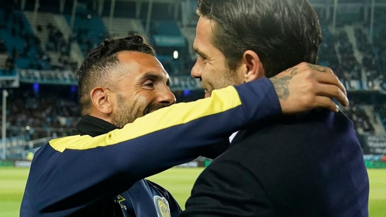 Fernando Gago, Carlos Tevez, Racing, Independiente, Copa de la Liga Profesional, deportes