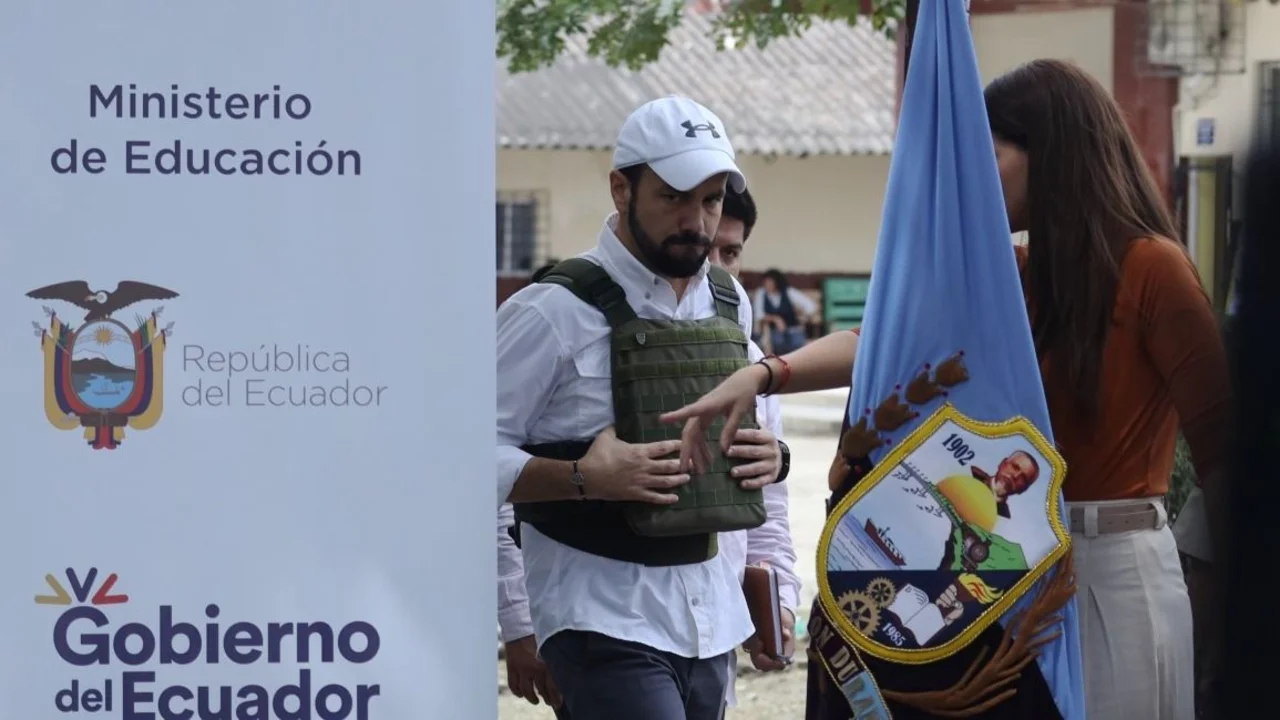 El Gobierno de Ecuador decretó clases virtuales por la ola de violencia en parte del país