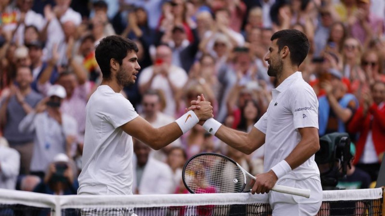 Alcaraz dice que la "bonita pelea" con Djokovic le impulsa a seguir adelante