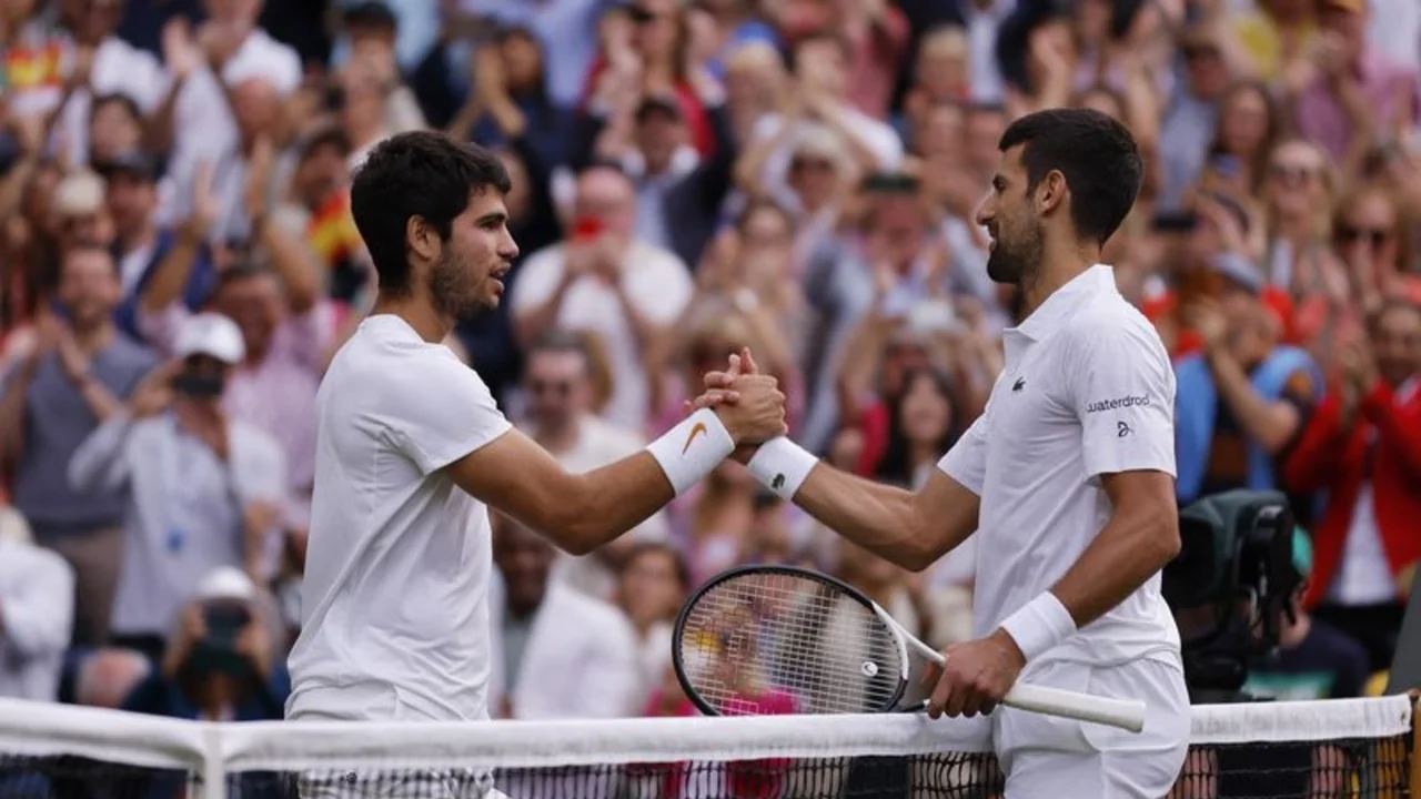 Alcaraz dice que la "bonita pelea" con Djokovic le impulsa a seguir adelante