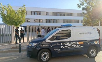Estudiante de 14 años apuñaló a tres profesores y dos estudiantes  | España 