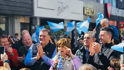 Elecciones 2023 en vivo: minuto a minuto, las últimas noticias de este 29 de septiembre Elecciones 2023 en vivo: minuto a minuto, las últimas noticias de este 29 de septiembre