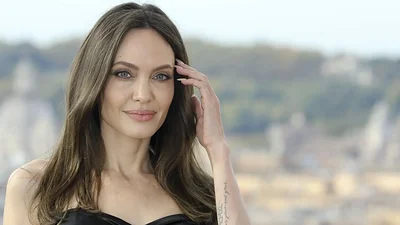 Angelina Jolie Angelina Jolie
