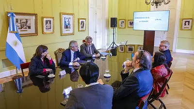 Alberto Fernández se reunió con investigadores del Conicet para analizar salarios Alberto Fernández se reunió con investigadores del Conicet para analizar salarios