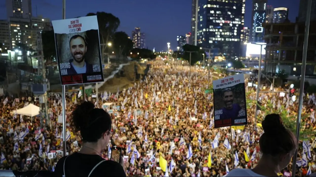 Masiva manifestación en Israel para exigir a Netanyahu un acuerdo por los rehenes