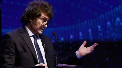 "Veto Total": Milei anunció que rechazará el financiamiento universitario "Veto Total": Milei anunció que rechazará el financiamiento universitario