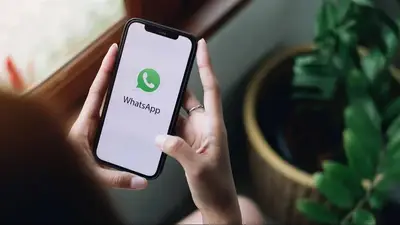 WhatsApp WhatsApp