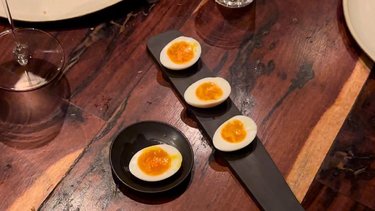 ¿Es posible cocinar huevos duros en la freidora de aire?