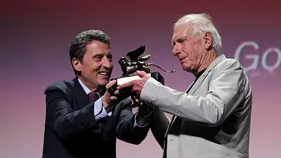 El director de 'Truman Show', Peter Weir, gana un premio y pide a los cineastas que se desconecten El director de 'Truman Show', Peter Weir, gana un premio y pide a los cineastas que se desconecten
