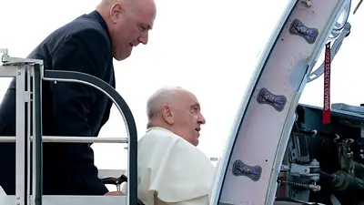 Papa Francisco parte de Roma para una gira de 12 días por el Sudeste Asiático Papa Francisco parte de Roma para una gira de 12 días por el Sudeste Asiático
