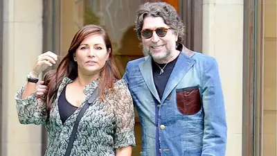 Qué pasó con Joaquín Sabina y quién es su esposa. Por qué Joaquín Sabina dice que su esposa es "su ángel" y que la salvó. Qué pasó con Joaquín Sabina y quién es su esposa. Por qué Joaquín Sabina dice que su esposa es "su ángel" y que la salvó.
