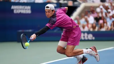 Británico Draper supera a De Minaur y alcanza su primera semifinal de un Grand Slam Británico Draper supera a De Minaur y alcanza su primera semifinal de un Grand Slam