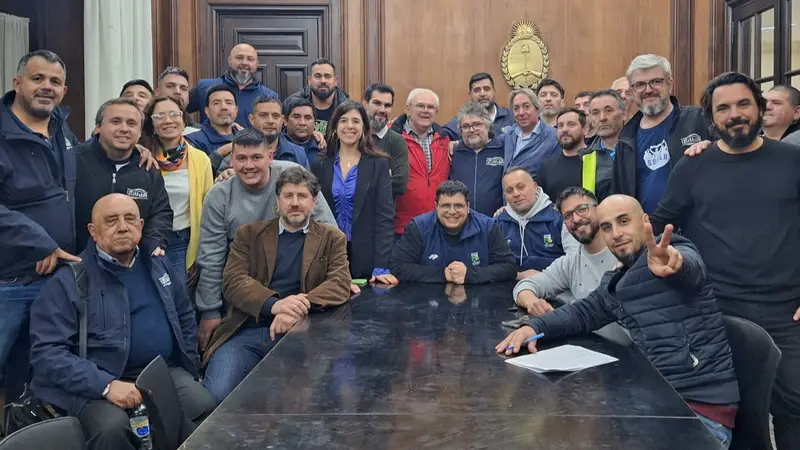 Este gremio desafió a Caputo, rompió el techo de paritarias y acordó un salario inicial que supera $ 1.500.000