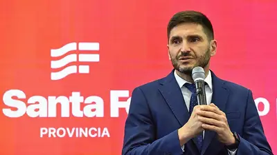 Día clave para Pullaro: mientras hay paro total de docentes, los senadores dieron media sanción a la reforma jubilatoria Día clave para Pullaro: mientras hay paro total de docentes, los senadores dieron media sanción a la reforma jubilatoria