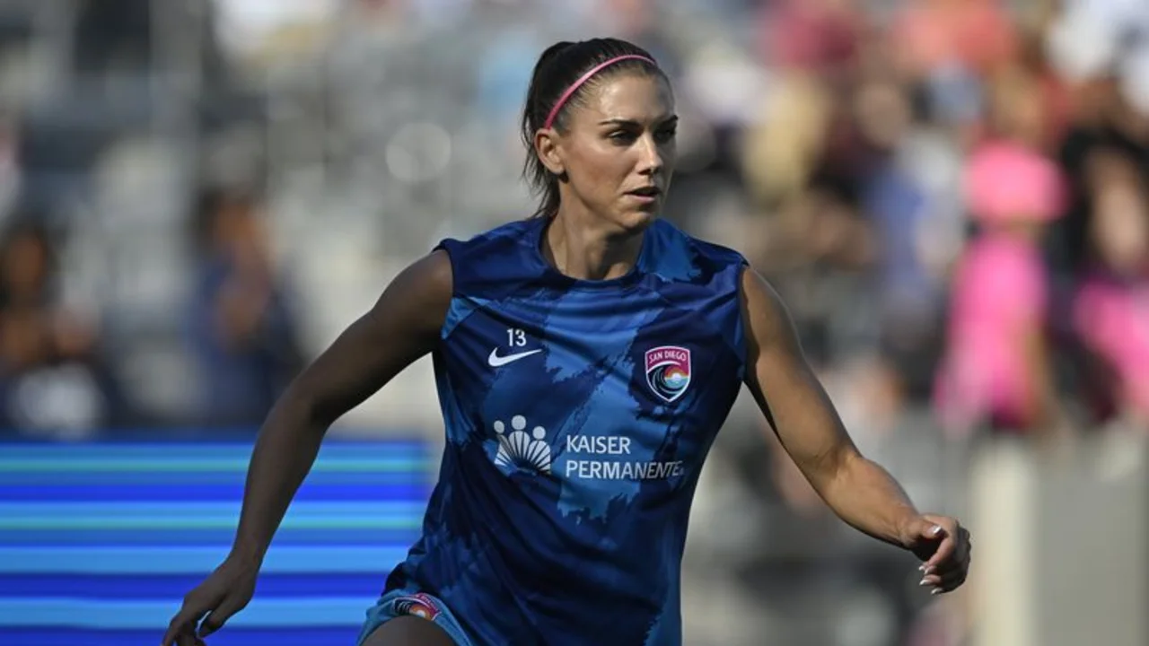 Bicampeona del mundo de EEUU Alex Morgan anuncia su retiro del fútbol