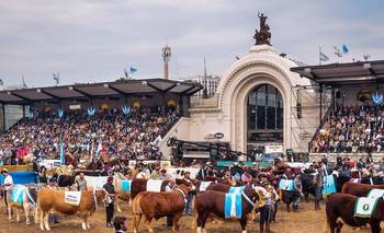 La Rural vs Clarín, La Nación y Macri: juicio y millones en juego | Costa salguero