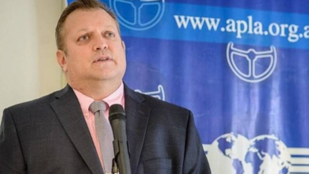 Exclusivo: el Gobierno limitará las huelgas de los gremios aeronáuticos