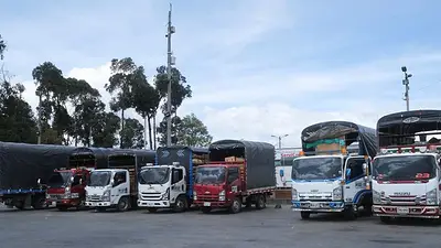 Gobierno de Colombia y camioneros logran acuerdo para suspender protesta y bloqueos de carreteras Gobierno de Colombia y camioneros logran acuerdo para suspender protesta y bloqueos de carreteras