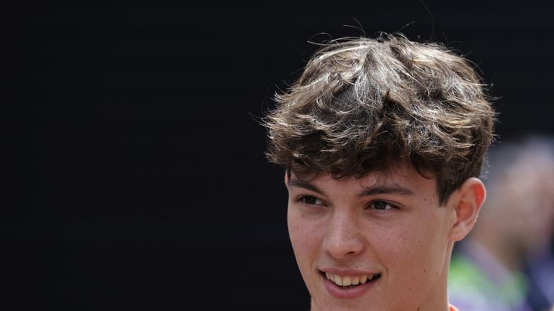 Bearman sustituirá al sancionado Magnussen en Haas para el GP de Azerbaiyán